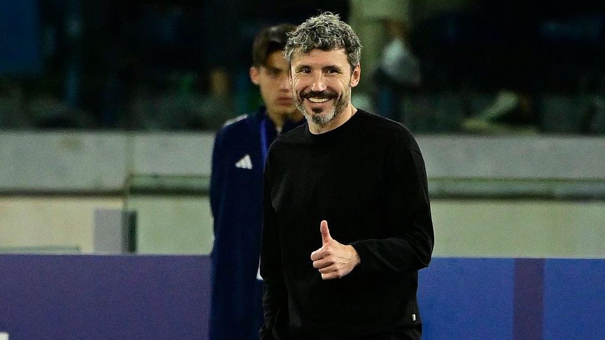 Van Bommel: Belgia Pantas Bantai Italia